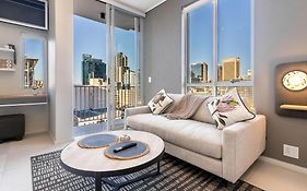 The Rose606: Modern Studio Aprt With Rooftop Pool